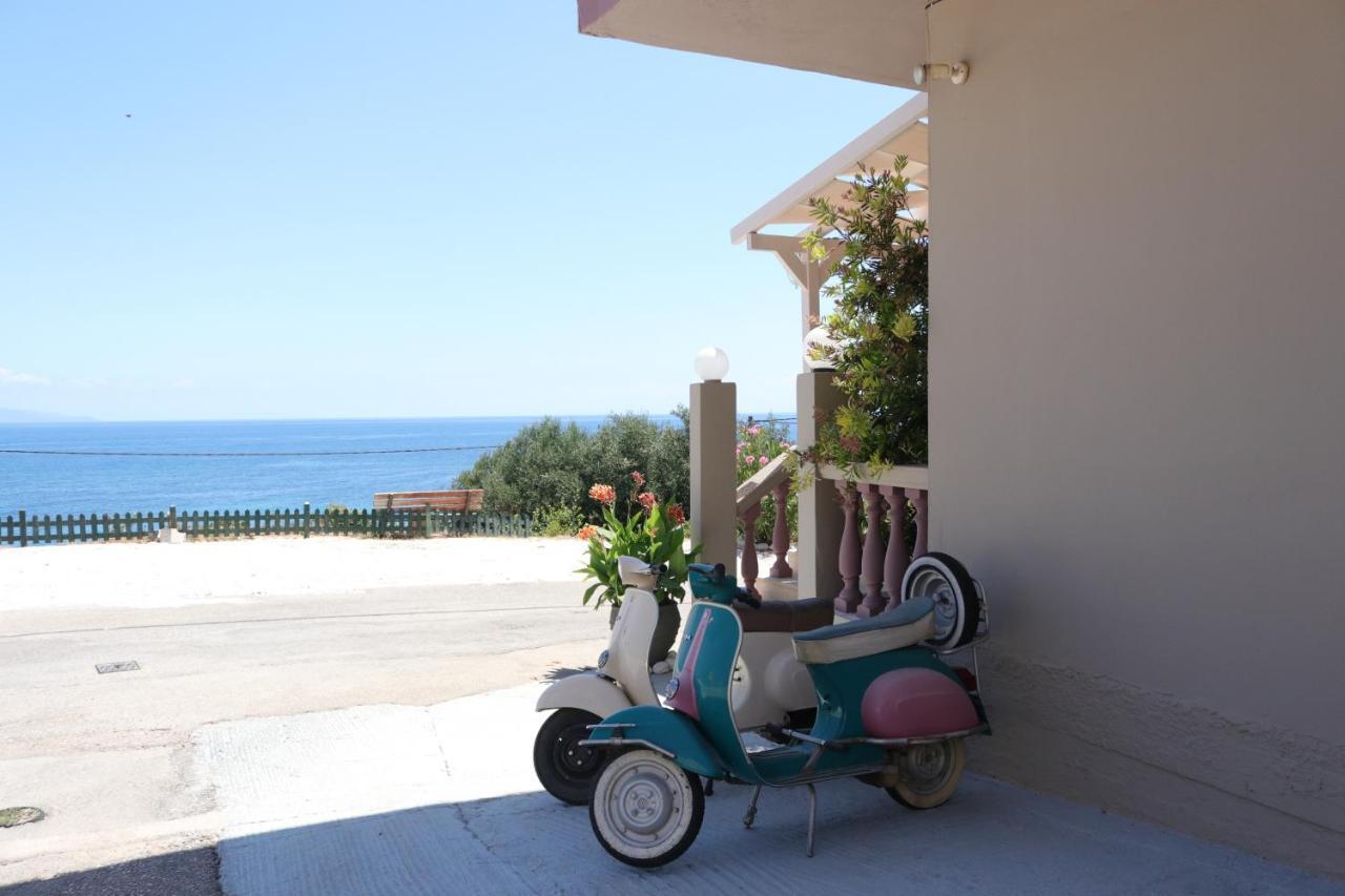 Michaela Hotel Poros  Exterior foto