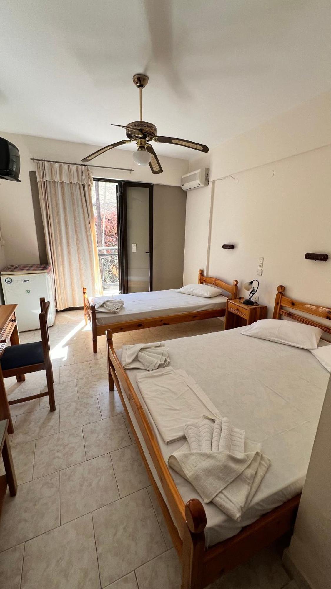 Michaela Hotel Poros  Exterior foto